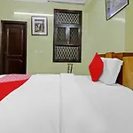 Flagship Sp Residency Near Sarita Vihar Metro Station
